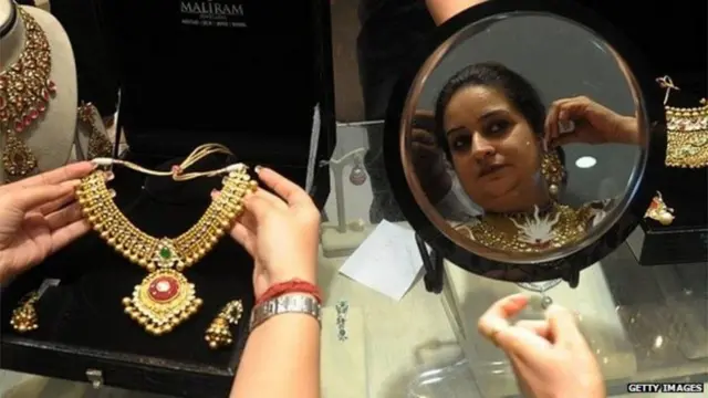 బంగారు ఆభరణాలు