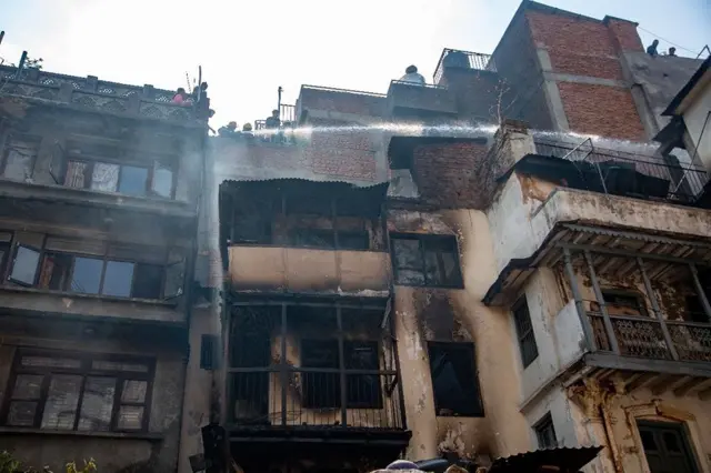 काठमाण्डूमा अग्निनियन्त्रण गरिँदै