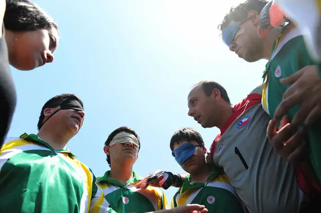 Sepak bola tunanetra