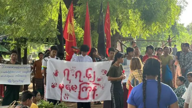 စစ်ကိုင်းဆားလင်းကြီးမှာ ဆဲဗင်းဂျူလိုင်နဲ့ပတ်သက်ပြီး ဟောပြော ဆန္ဒထုတ်ဖော်