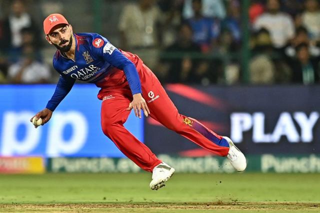 ஆர்சிபி - டெல்லி