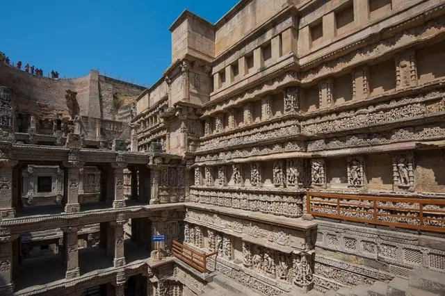 మెట్ల బావి | Rani Ki Vav