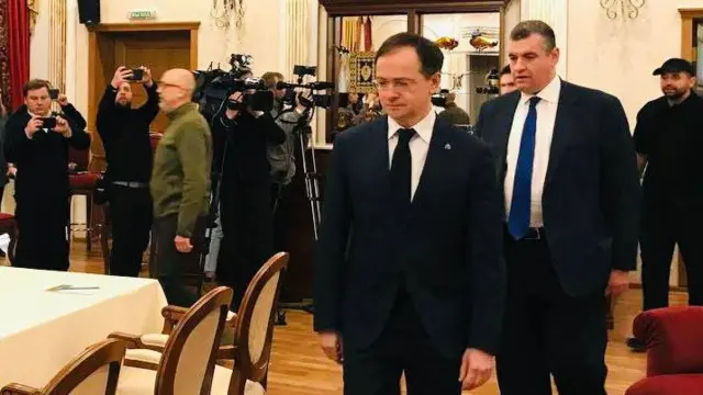 Володимир Мединський під час першої зустрічі у рамках російсько-українських переговорів, 28 лютого 2022 року