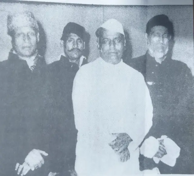 شاہ زمان کے پردادا استاد مبارک، استاد سلامت اور استاد فتح علی خاں مہاراشٹر کے منسٹر چوہان کے ساتھ