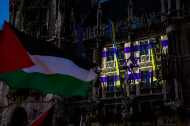 Hamas Palestina: Dukungan dan bantuan korban perang di Gaza dari