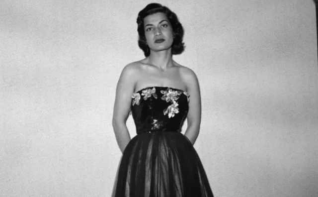 شہزادی اشرف پہلوی شاہِ ایران کی جڑواں بہن تھیں