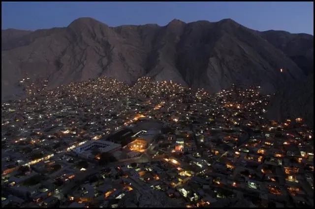 نمای کویته در شب