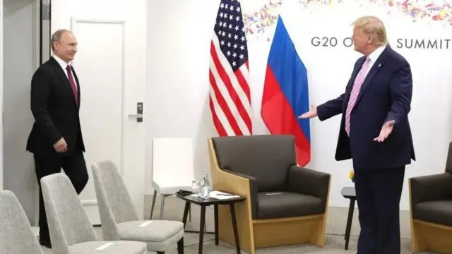 पुतिन और ट्रंप की तस्वीर