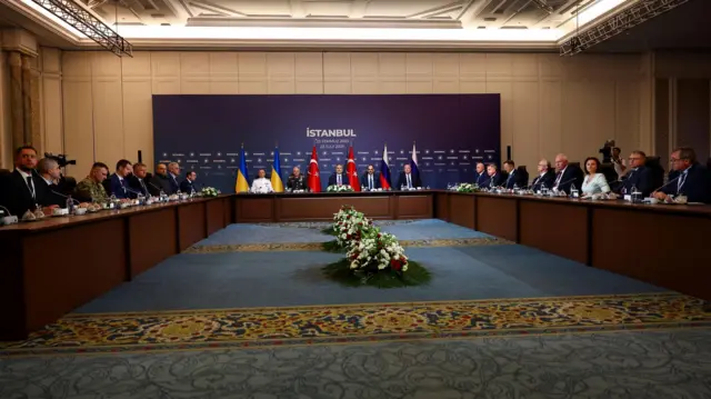 Во время переговоров