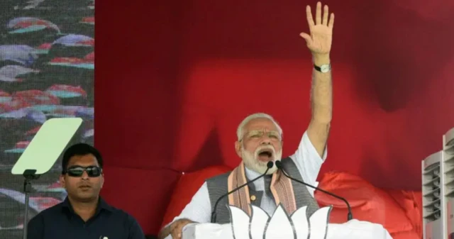 Modi, Hindu milliyetçisi BJP partisinin lideri