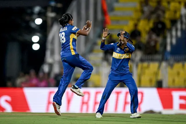 ජාත්යන්තර තරග 81කට සහභාගී වූ ඉනෝකා කඩුලු 84ක් දවා ගෙන ඇත