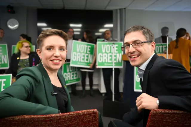 کارلا دنیر و آدریان رمزی