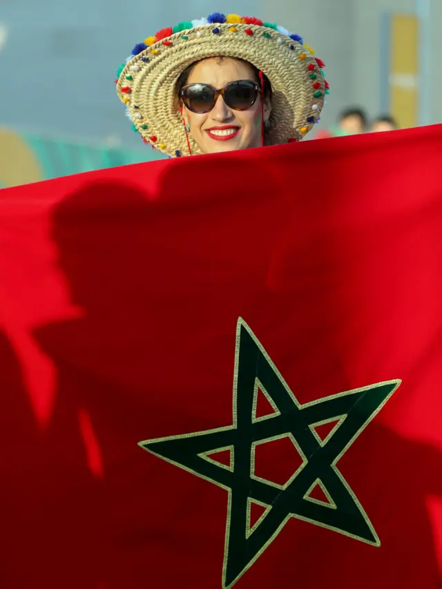 কাতার বিশ্বকাপে চমক লাগানো দল মরক্কোর একজন সমর্থক 