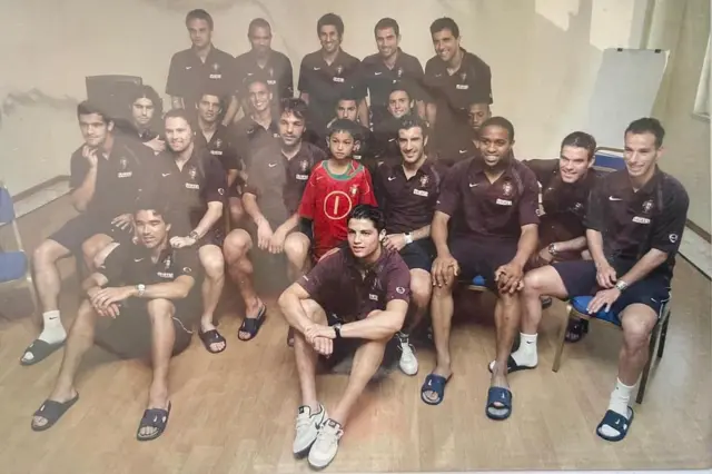 Martunis, Cristiano Ronaldo, tsunami Aceh 2004, 20 tahun tsunami Aceh, Aceh, Martunis Ronaldo, Luis Figo, sepak bola, timnas Portugal, Deco