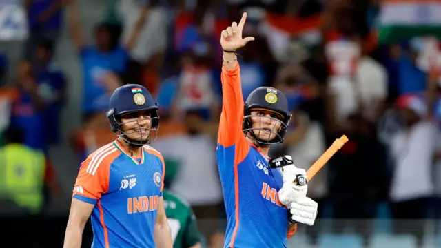 शुभमन गिल , अभिषेक शर्मा