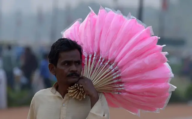 خواږه مالوچ په ټوله نړۍ کې د ډېرو ماشومانو د خوښې خواږه بلل کېږي.