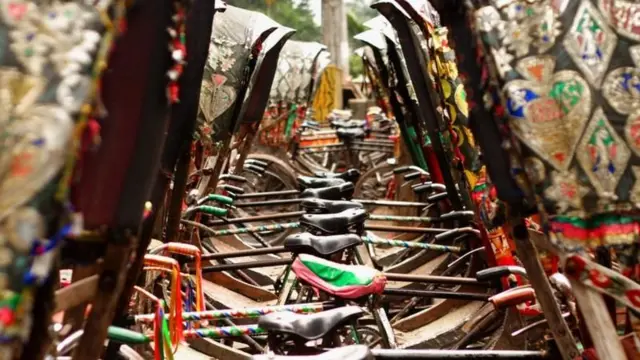 বাংলাদেশে প্রথম রিকশা আসে চট্টগ্রামে, এরপর ঢাকায়