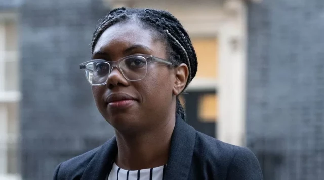 ကမ်မီ ဘေဒန်နော့ 