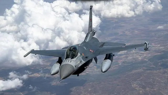 அமெரிக்க எஃப்-16 விமானங்களை பாகிஸ்தான் நம்பியிருப்பது ஏன்?