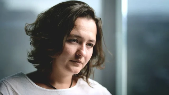 Nhà điều tra nhân quyền Victoria Novikova đã làm việc với BBC để tìm hiểu chuyện gì đã xảy ra với trẻ em Ukraine