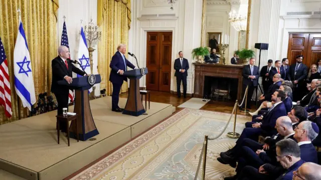 Трамп менен Нетаньяхунун сөзүнөн кийинки басма сөз жыйынындагы маанайды журналисттер таң калыштуу деп сүрөттөп жатышат