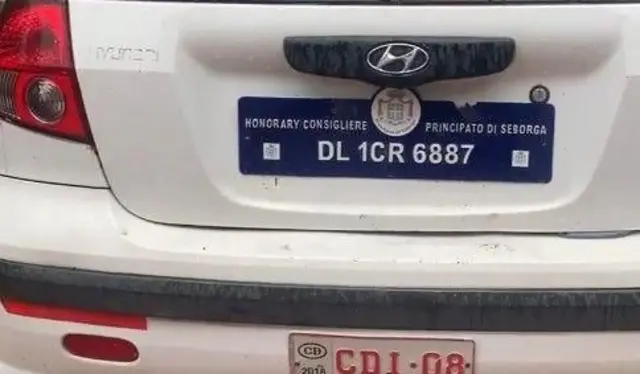 నకిలీ నంబరు ప్లేట్