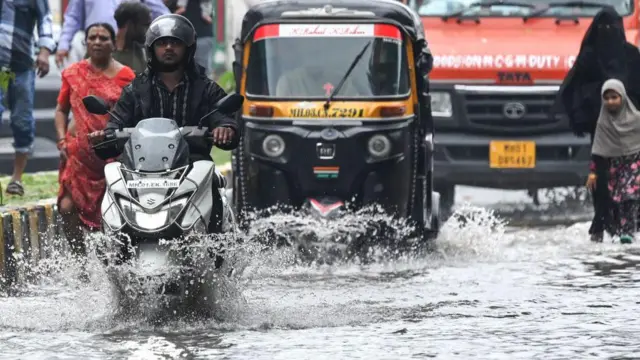 મુંબઈ, વરસાદ 