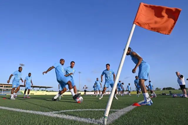 Para pemain timnas Curacao.