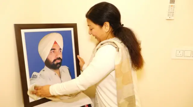 ਜੈਮਲ ਸਿੰਘ ਦੀ ਪਤਨੀ ਸੁਖਜੀਤ ਕੌਰ 