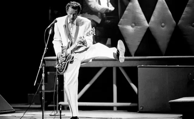 Chuck Berry tocando