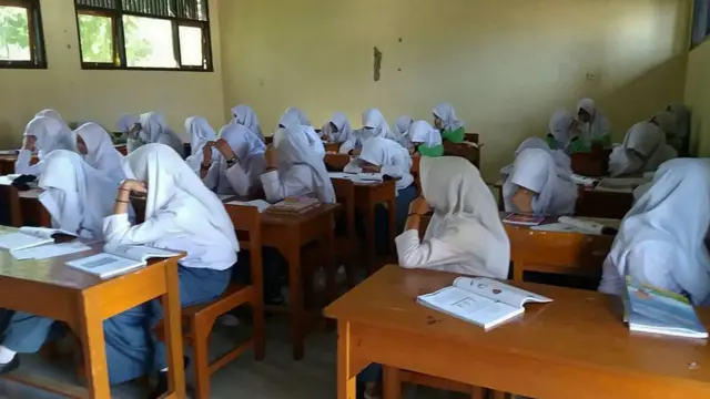 Sekolah bercadar