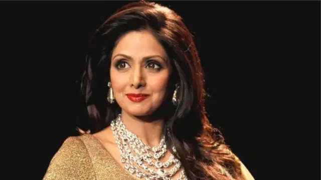 శ్రీదేవి మృతిపై మీడియా సర్కస్