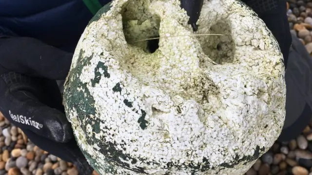 пенопластовый поплавок