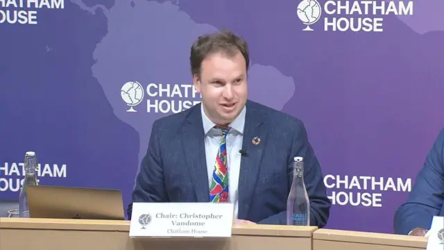 वरिष्ठ शोधकर्ता क्रिस्टोफ़र वैनडोम 