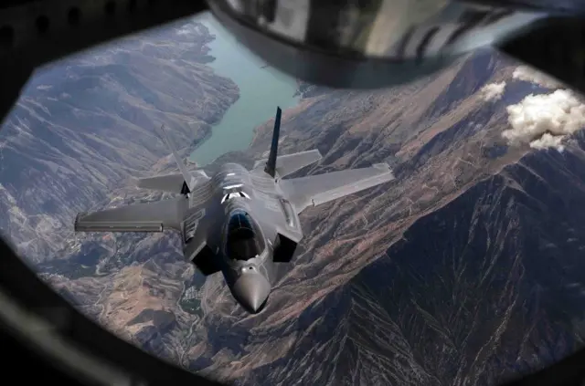 የጦር አውሮፕላን