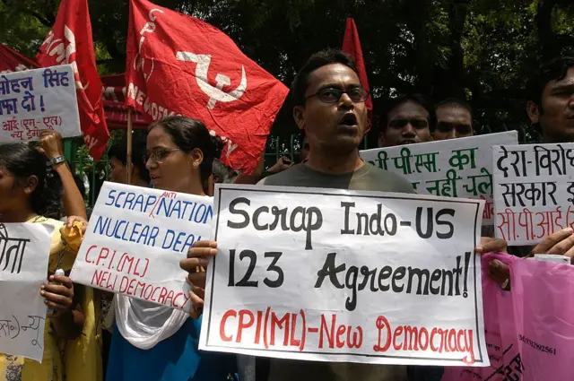 भारतातील डाव्या पक्षांनी 'इंडो-यूएस 123 करारा'ला जोरदार विरोध केला होता.