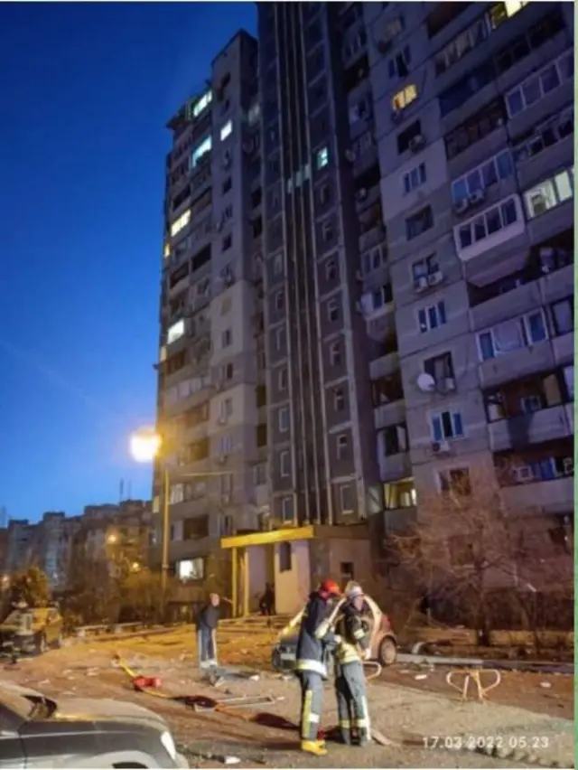 基辅周四凌晨5点2分，紧急服务部门接到了关于这次袭击的电话