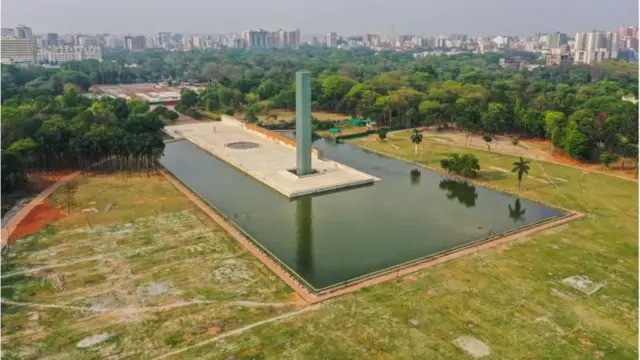 সোহরাওয়ার্দী উদ্যান এলাকাই মঙ্গলবার রাতে এই হত্যার ঘটনাটি ঘটে