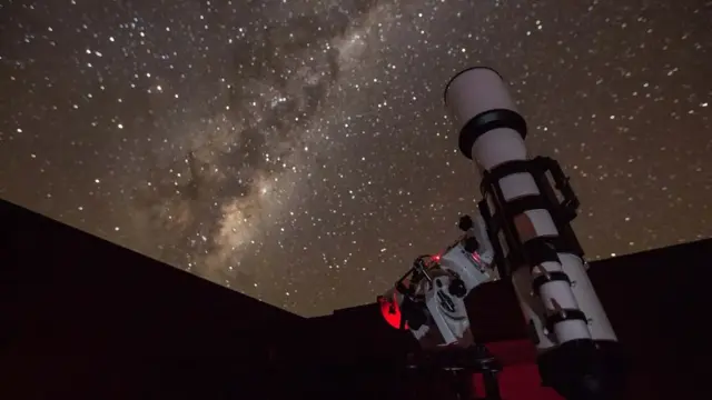 التلسكوب المنكسر