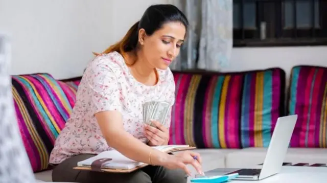 పర్సనల్ ఫైనాన్స్, ఫిక్స్డ్ డిపాజిట్లు, ఫండ్స్, ఇన్వెస్ట్మెంట్స్