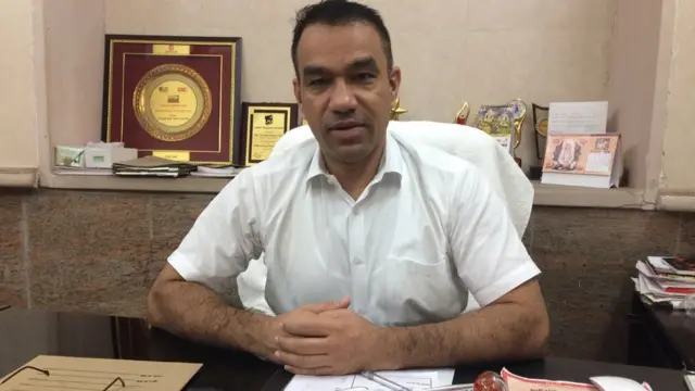 नवनीत सिकेरा