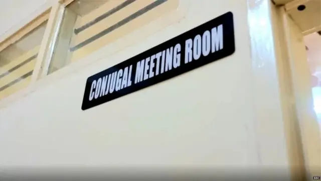 કોન્જુગલ વિઝિટ્સ જેલના કેદીઓને કારાવાસ દરમિયાન તેમના જીવનસાથી સાથે આત્મીયતાભર્યો સમય પસાર કરવાની તક આપે છે.