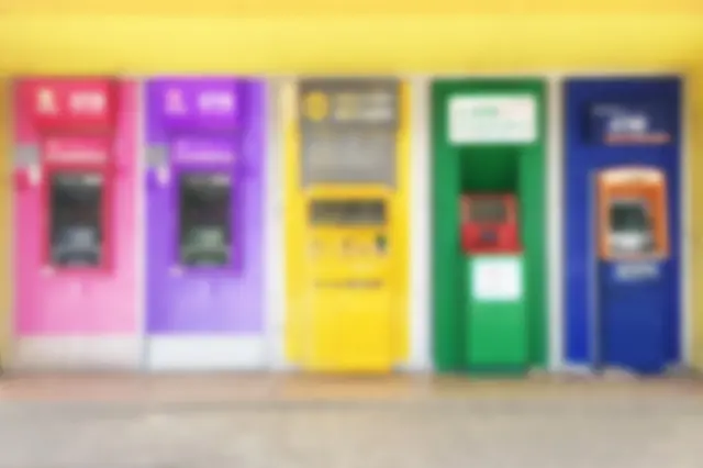 မြန်မာစစ်တပ်က ထိုင်းနိုင်ငံက ဘဏ်တွေကို ပြောင်းသုံးလာ