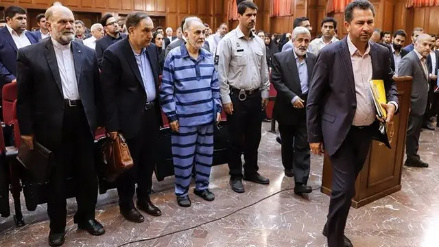 آقای نجفی، محمود علیزاده طباطبایی وکیل اول خود را برکنار کرد