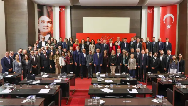 CHP Genel Başkanı Özgür Özel, 39.⁠ ⁠Olağan Kurultay öncesi son Parti Meclisi toplantısına başkanlık etti.