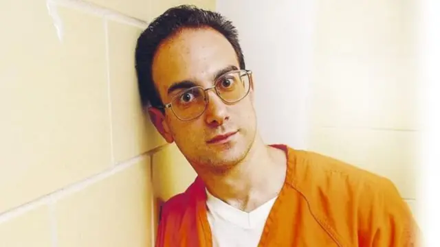 માર્ટીએ તેમની નિર્દોષતા સાબિત કરવા માટે જેલમાં પોતાના સમયનો ઉપયોગ કર્યો.