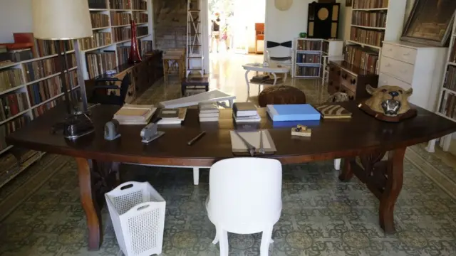 escritorio de Hemingway casa de la Finca Vigía