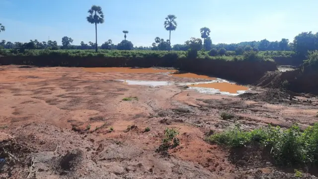 అసైన్డ్ భూముల్లో తవ్వకాలు