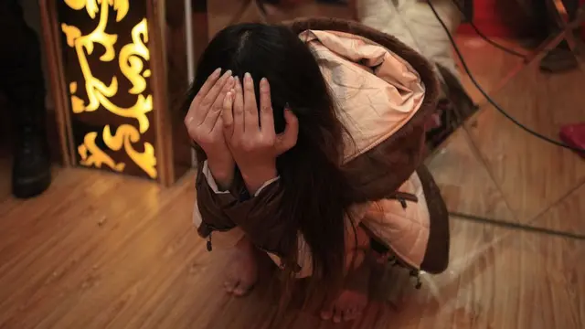 Erotik lezbiyenler uy qurilishi rus video