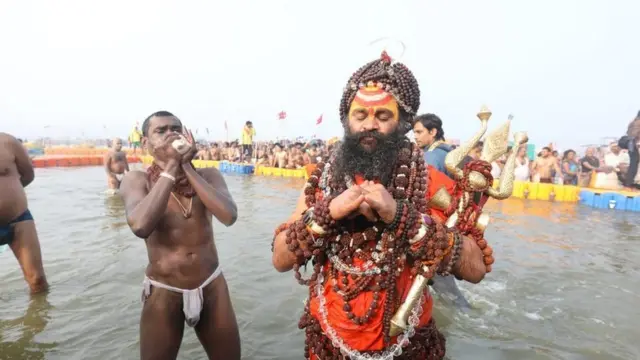 Naga Sadhu azizleri